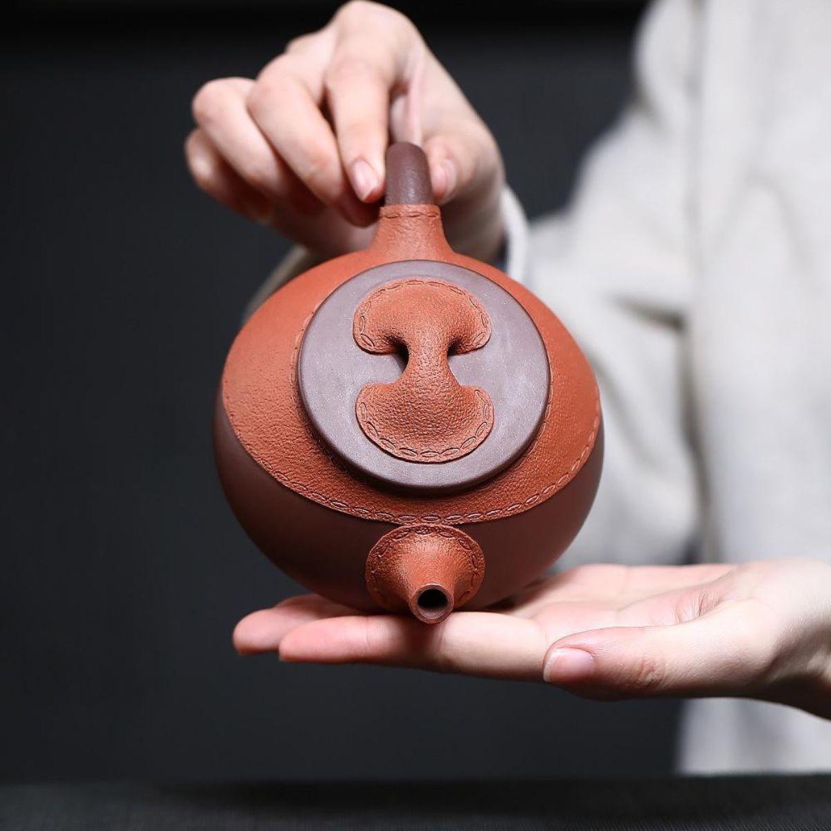 Pi Ge Shi Piao Yixing Teapot | Raw Zi Ni & Jiang Po Ni Dual Clay | Handcrafted 280ml