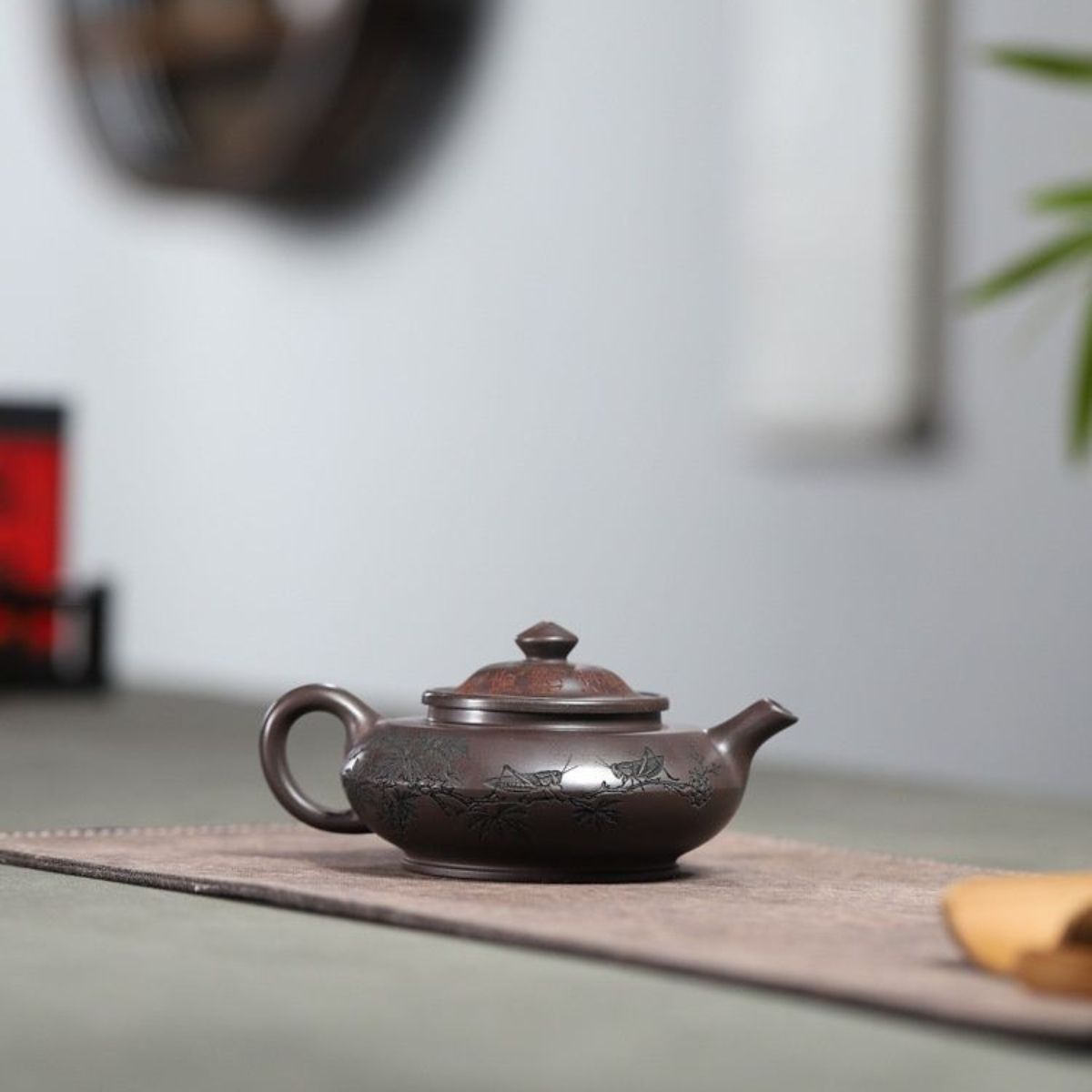 Fei Huang Teng Da Yixing Tea Set | Chi Long Xue Sha Red Dragon Clay | Teapot & 2 Cups