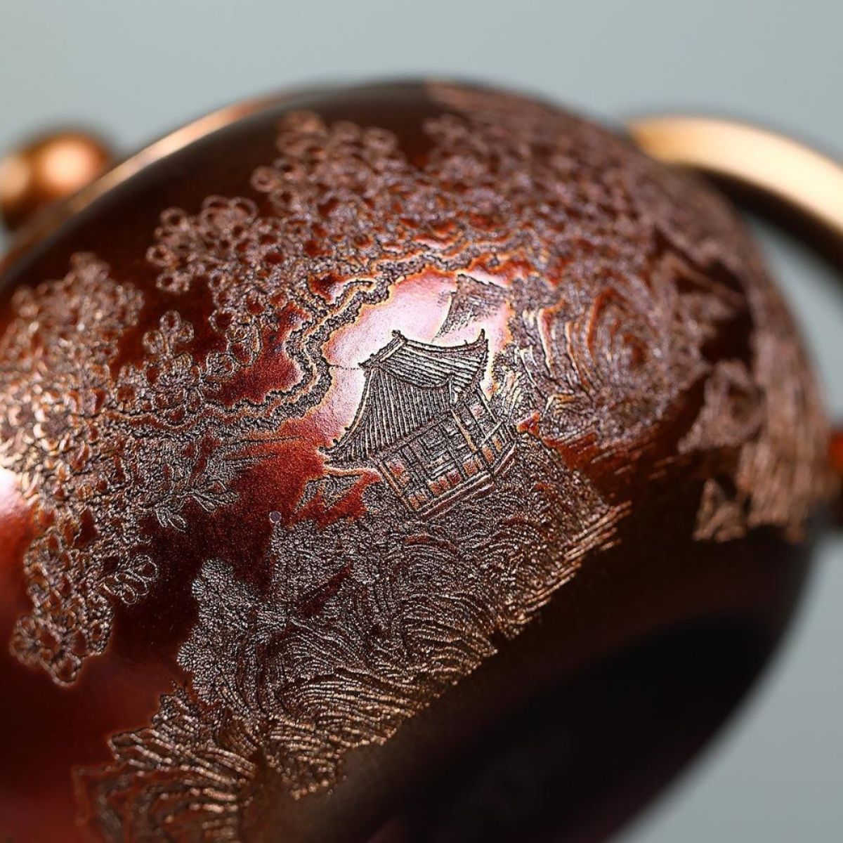 Golden Sand Elegant Scenery Xishi Teapot - Shell-Fired Stone Red Clay 320ml