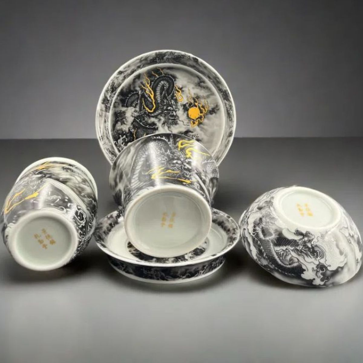 Jingdezhen Antique Ink-Clay Dragon Gongfu Tea Set – Lóng Téng Zhì Yǔ | 5-Piece
