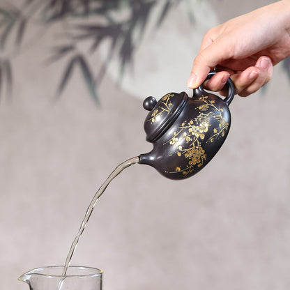 Gold-Painted Plum Blossom Zisha Teapot – Shihuang Clay, 230ml