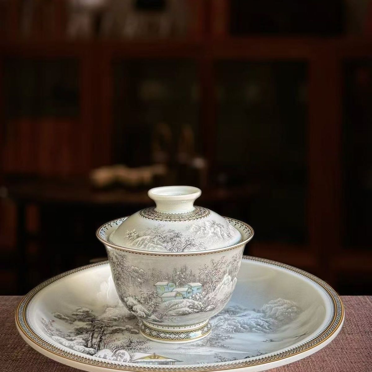 Jingdezhen Ink Wash Snow Landscape Gongfu Tea Set – Mò Cǎi Xuě Jǐng | Gift Box | 5-Piece