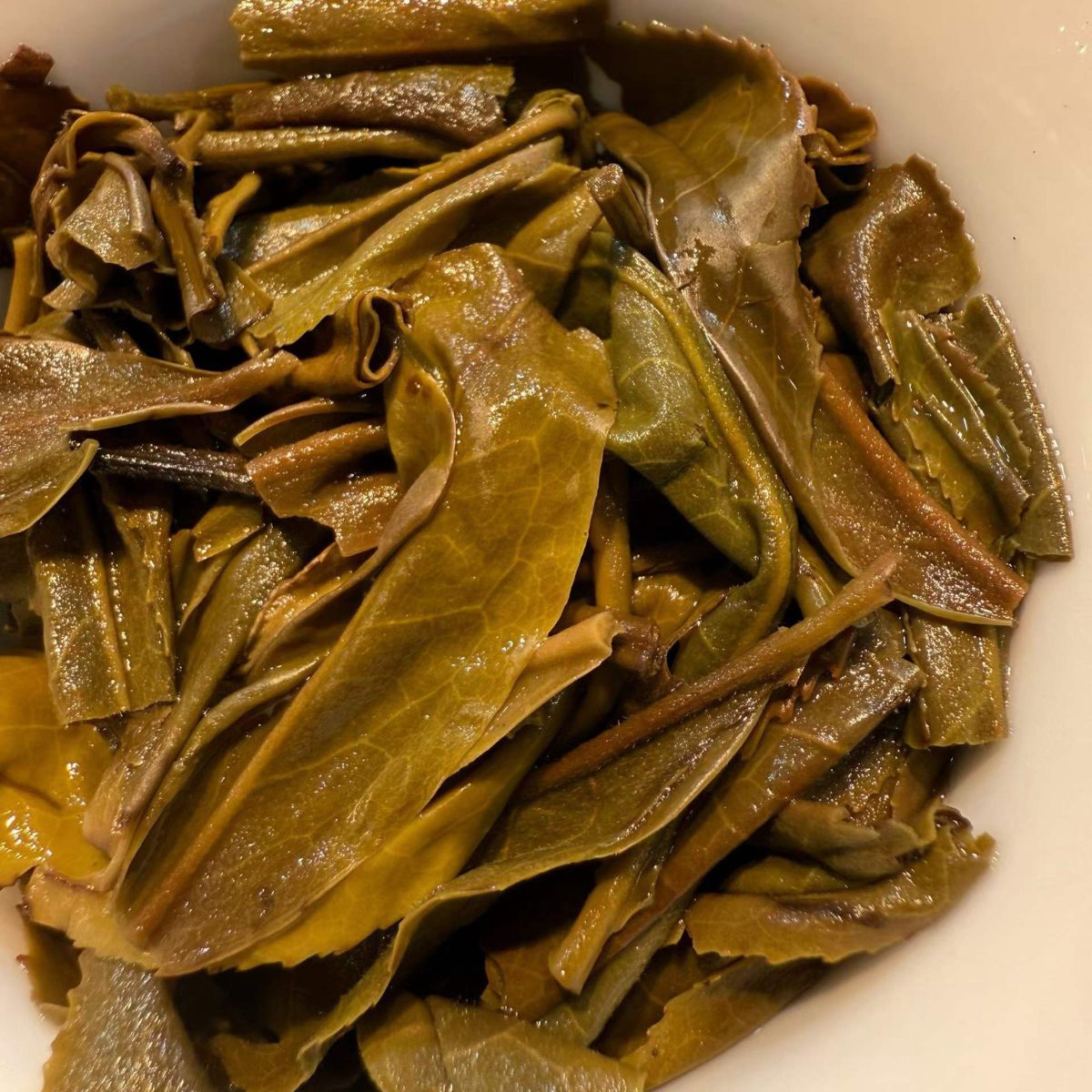 2020 Nannuo Mountain Ancient Tree Raw Pu-erh Tea Cake 357g