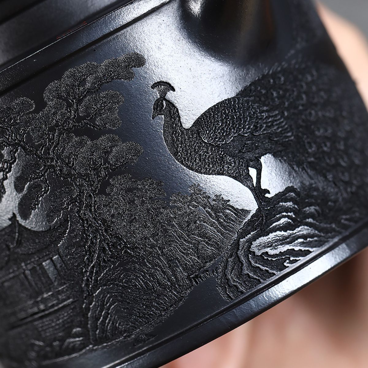 Queming Songhe Gaode Zhong Yixing Teapot — Xuantie Shihuang Clay, 570ml | Signed Artist | Gift Set