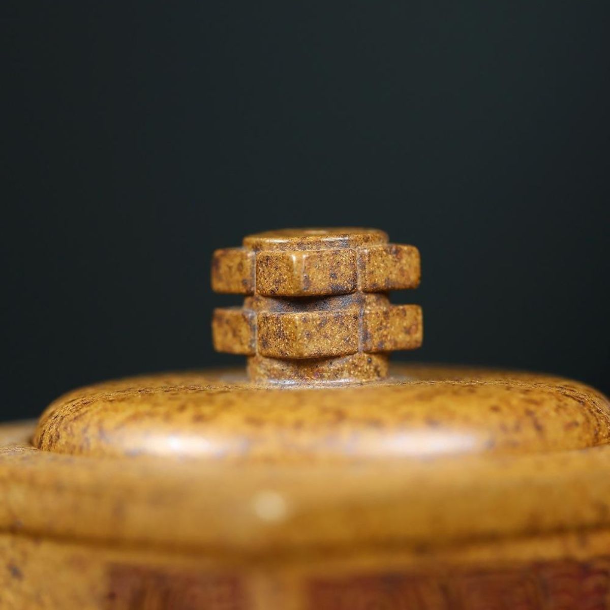 Dragon Bone Square Vessel Yixing Teapot - Wood-Fired Longgu Golden Sand 260ml