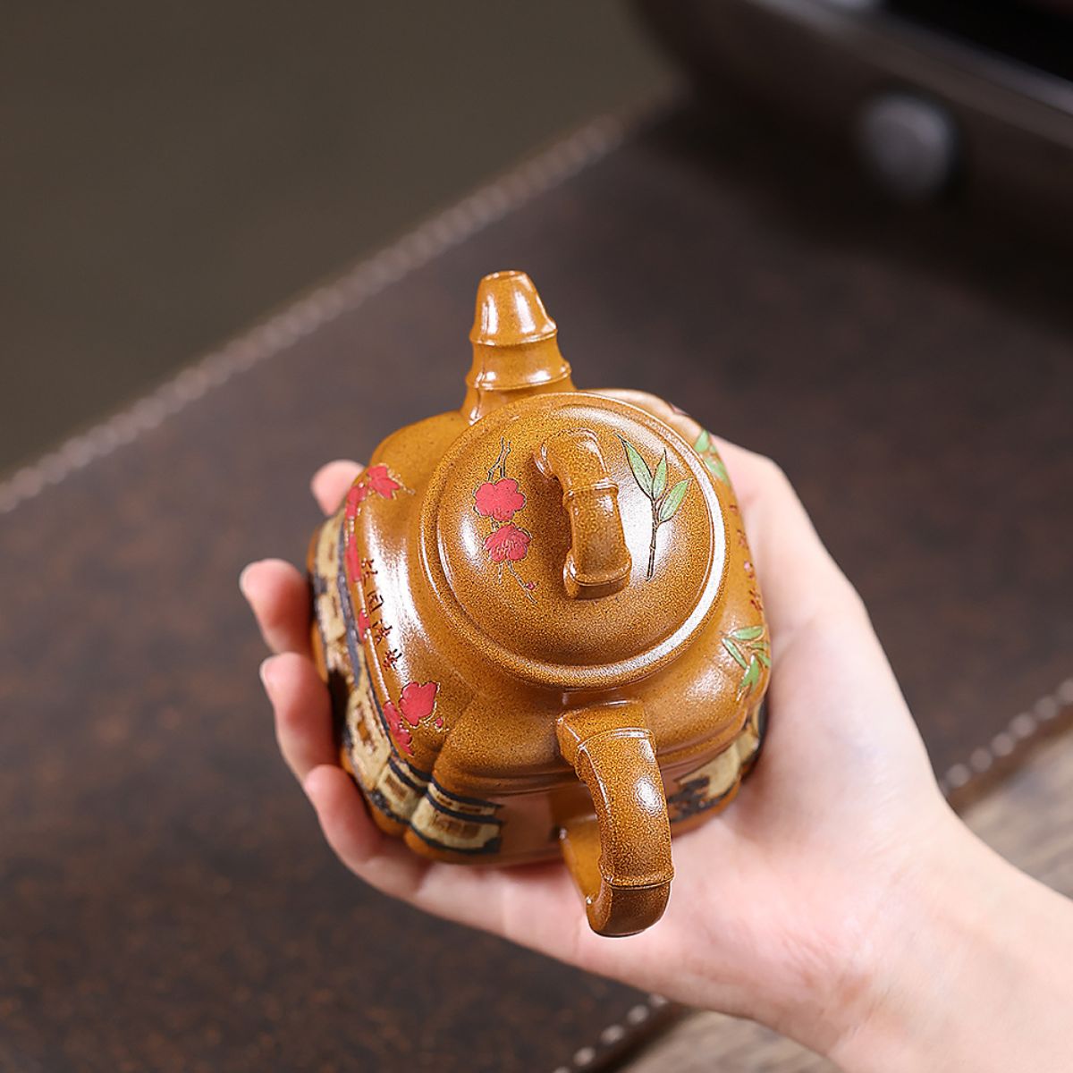 Guyuan Qingmeng Yixing Teapot — Fire-Glazed Golden Duanni, 250ml | Gift Set