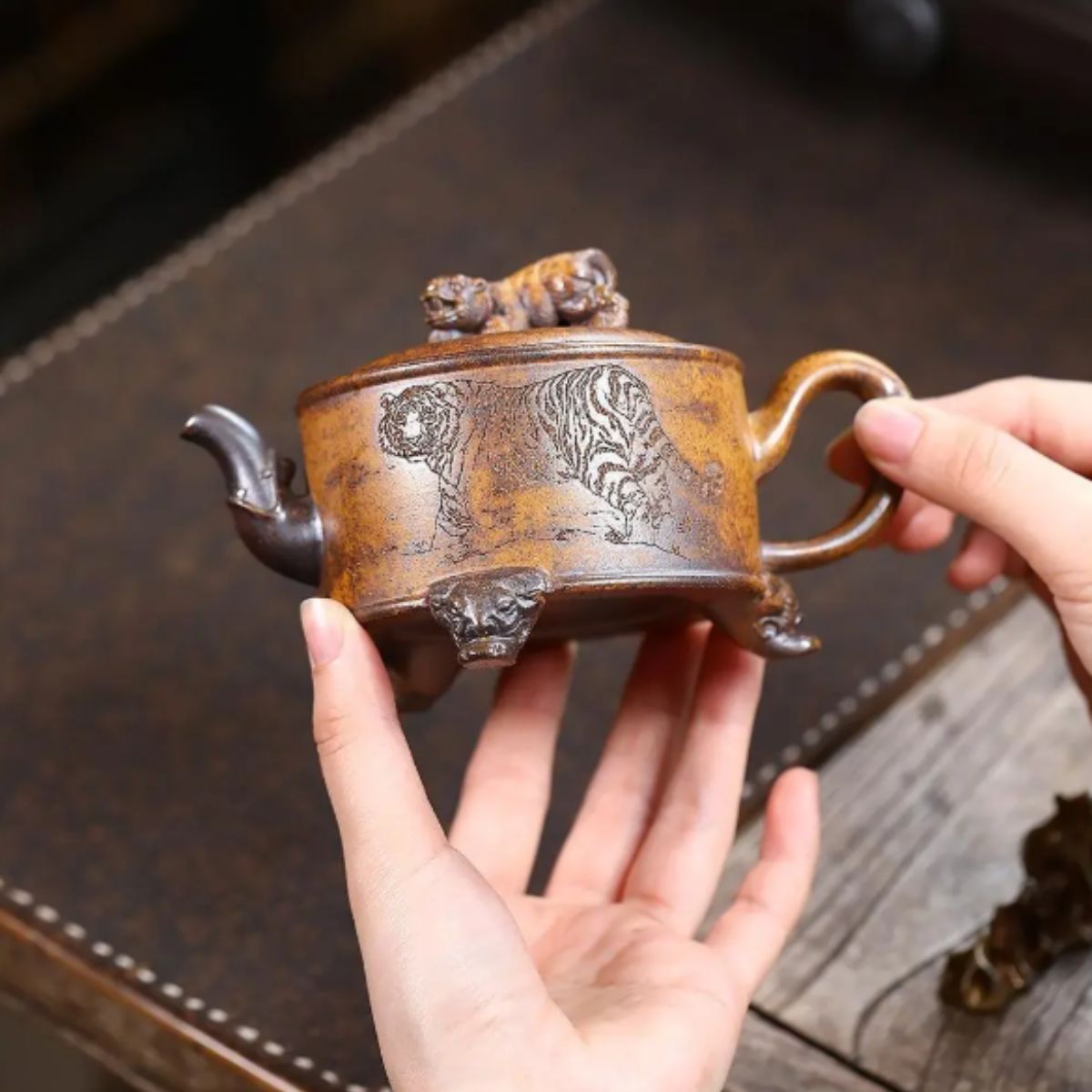 Yixing Wood-Fired Teapot "Dragon & Tiger Han Tile" 230ml - Dragon Bone Golden Sand Clay