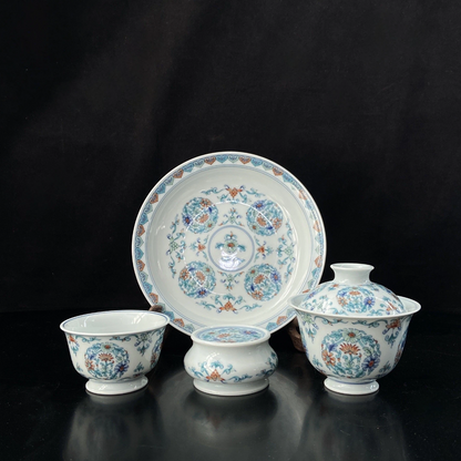 Jingdezhen Handcrafted Doucai Twining Daisy Gongfu Tea Set – Vintage Chinese Style | 6-Piece Gift Box