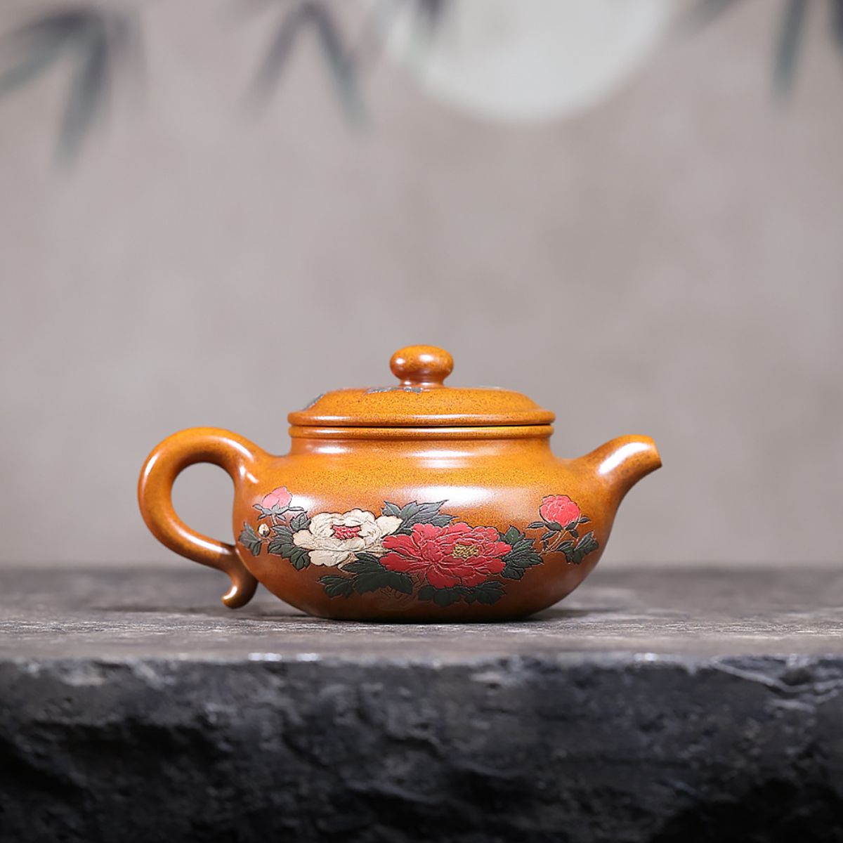 Mudan Fanggu Yixing Teapot — Fire-Glazed Golden Duanni, 450ml | Gift Set