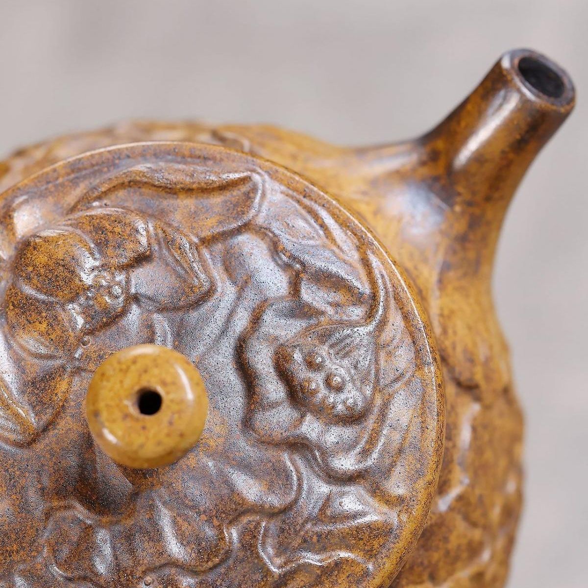 Yi Ban Xin Lian Yixing Teapot | Rare Longgu Jinsha Zisha Clay | Handcrafted 320ml