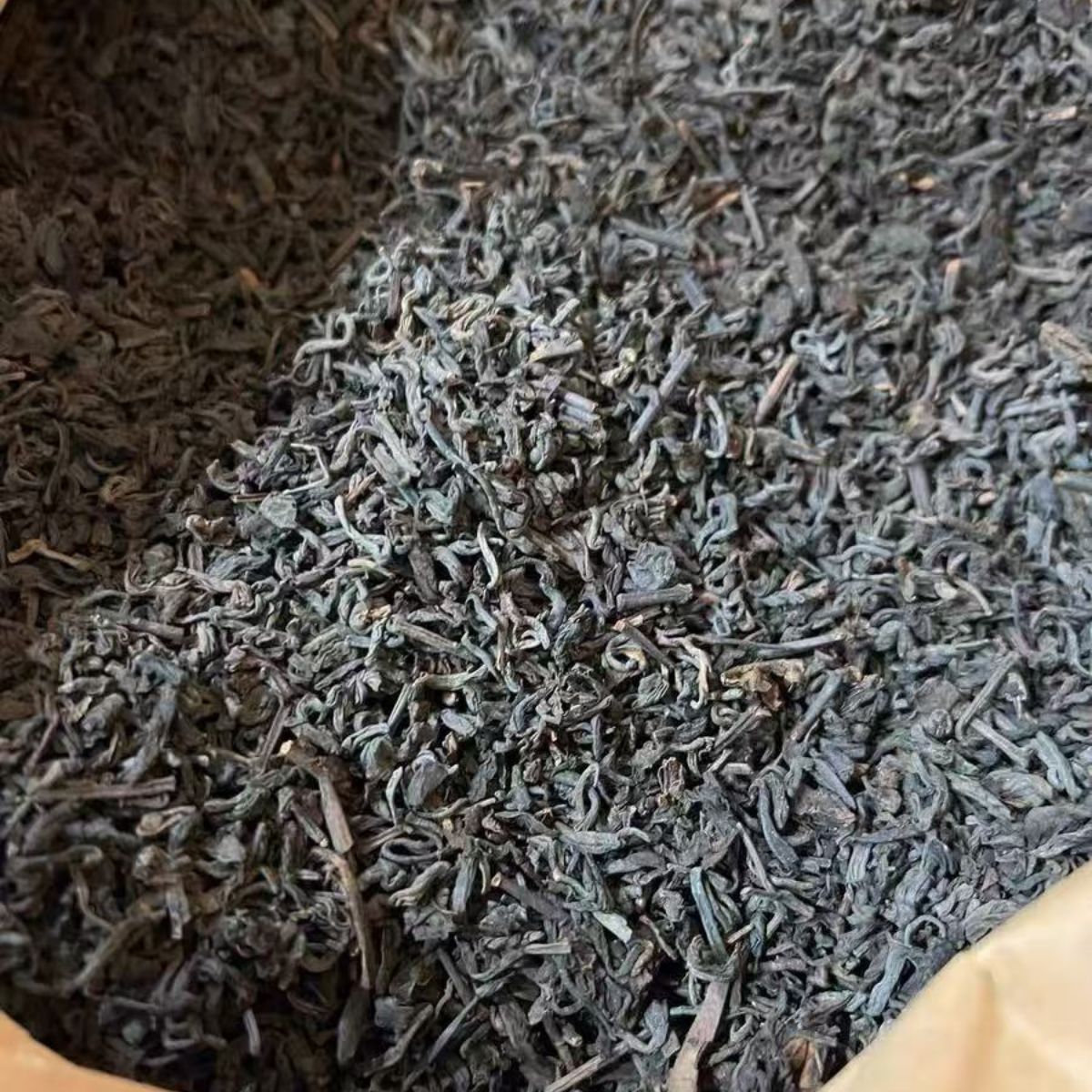 2015 Maosheng Liubao Tea "New Red Charm" – 2500g Bamboo Basket