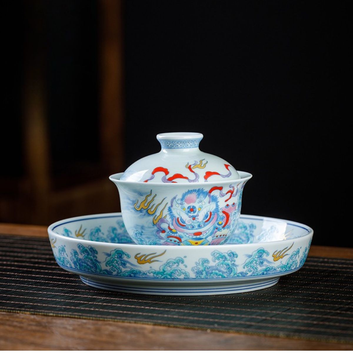 Jingdezhen Doucai Awakening Lion Gongfu Tea Set – 5-Piece Gift Box | Qicheng Tang
