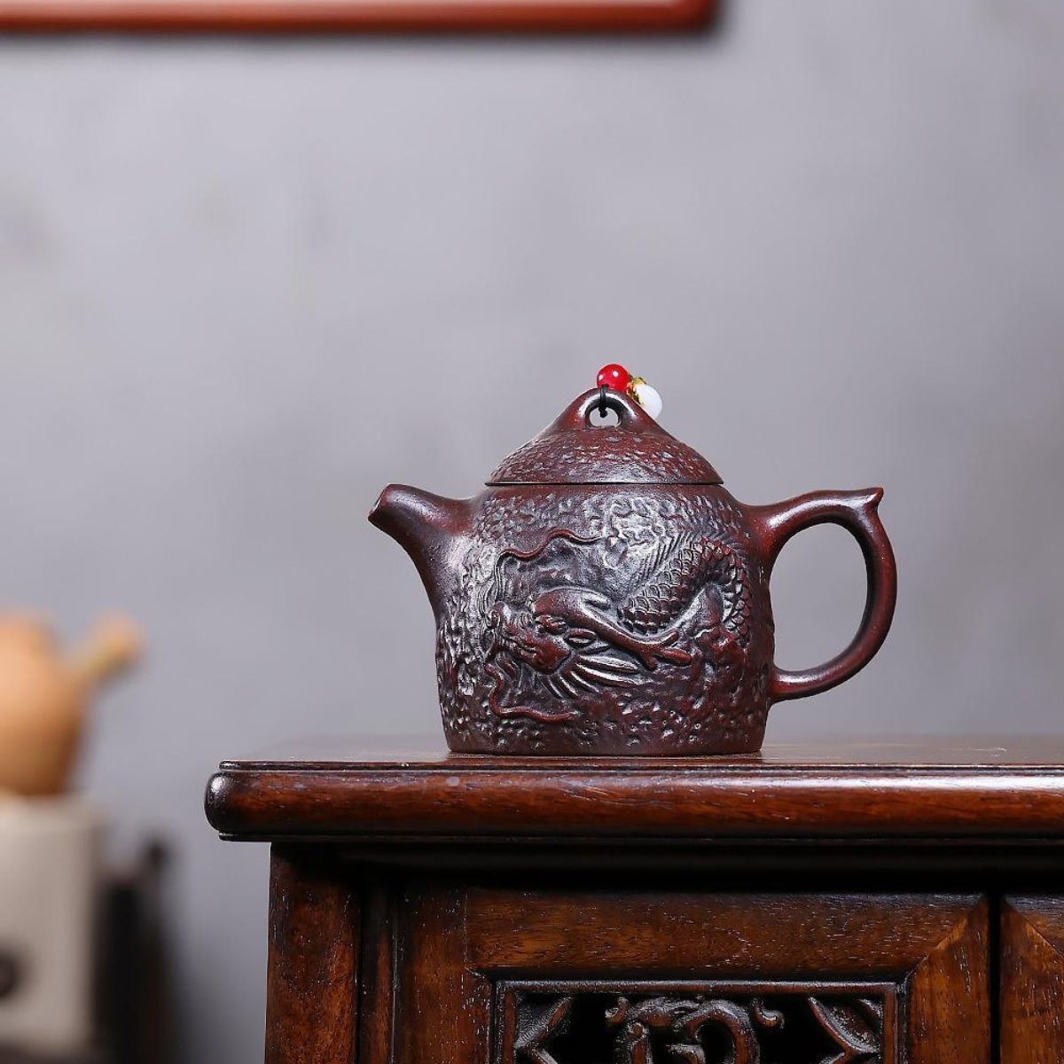 Yin Long Qin Quan Yixing Teapot | Raw Tie Xue Hong Sha Iron-Red Clay | Handcrafted 260ml