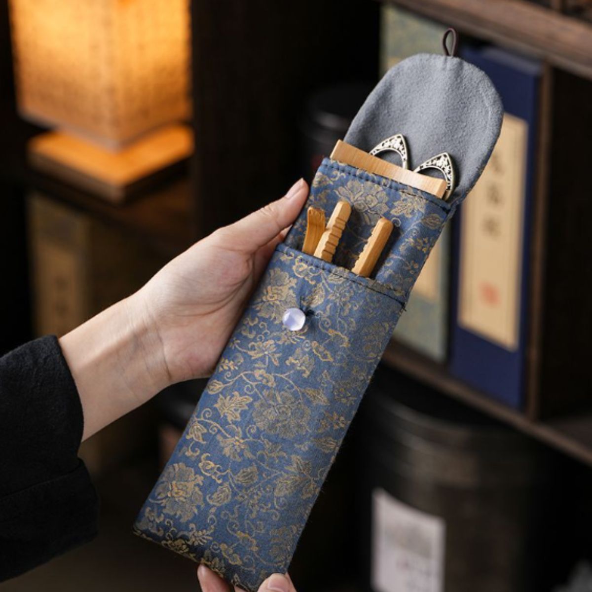 Zen Tea Ceremony Tool Set - 6-Piece Bamboo & Alloy Tea Utensil Kit with Storage Bag