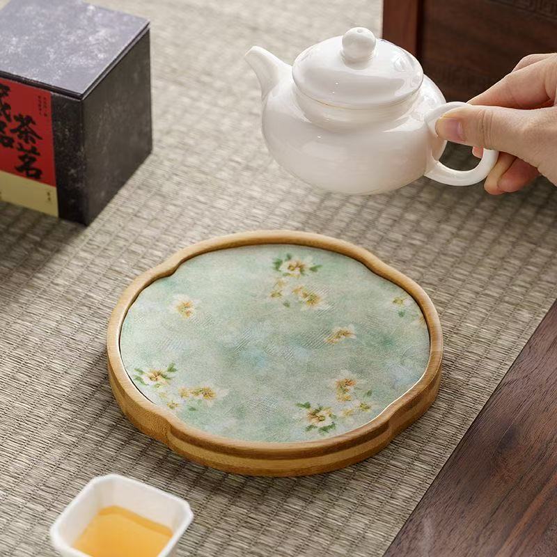 Bamboo Dry Brewing Tea Tray with Embroidered Cloth – 3 Shapes (Gourd / Begonia / Cloud)