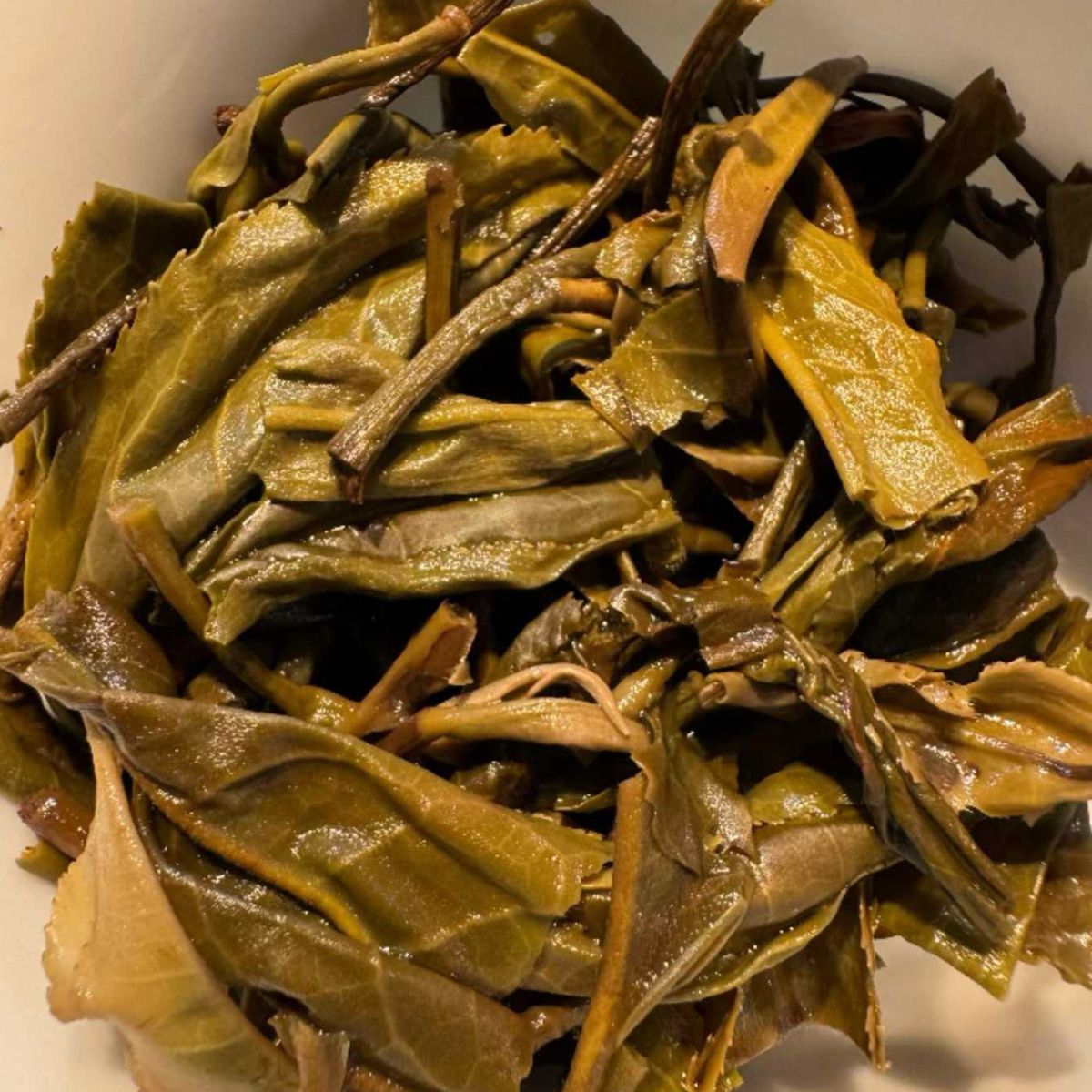 Bu Lai Sheng Puerh Tea - 120g Bulang Mountain Old Tree