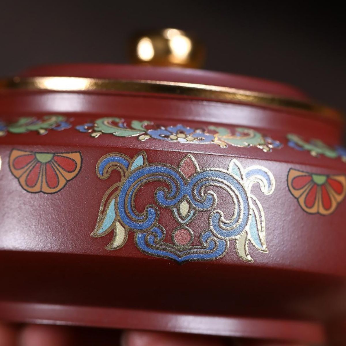 Yixing Purple Clay Teapot "Enamel Zhou Pan" 220ml - Red Dragon Skin Clay with Enamel Painting