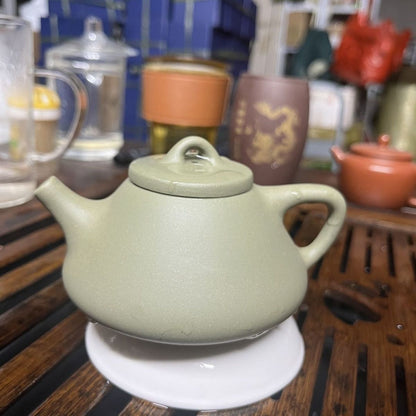 Handmade Yixing Purple Clay Teapot 200ml - Aged Dou Qing Sand Ziye Shipiao by Chen Wenbo