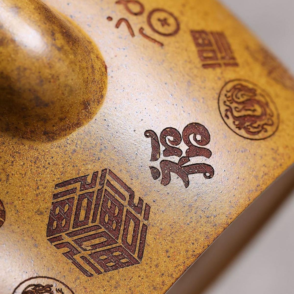 Bai Fu Yang Tong Yixing Teapot | Rare Longgu Jinsha Zisha Clay | Handcrafted 550ml