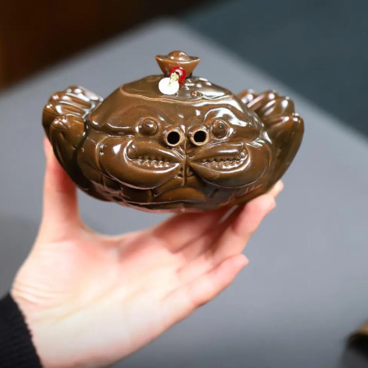 Yixing Purple Clay Teapot "Fortune General" 170ml - Handmade Duan Ni Zisha Side Handle