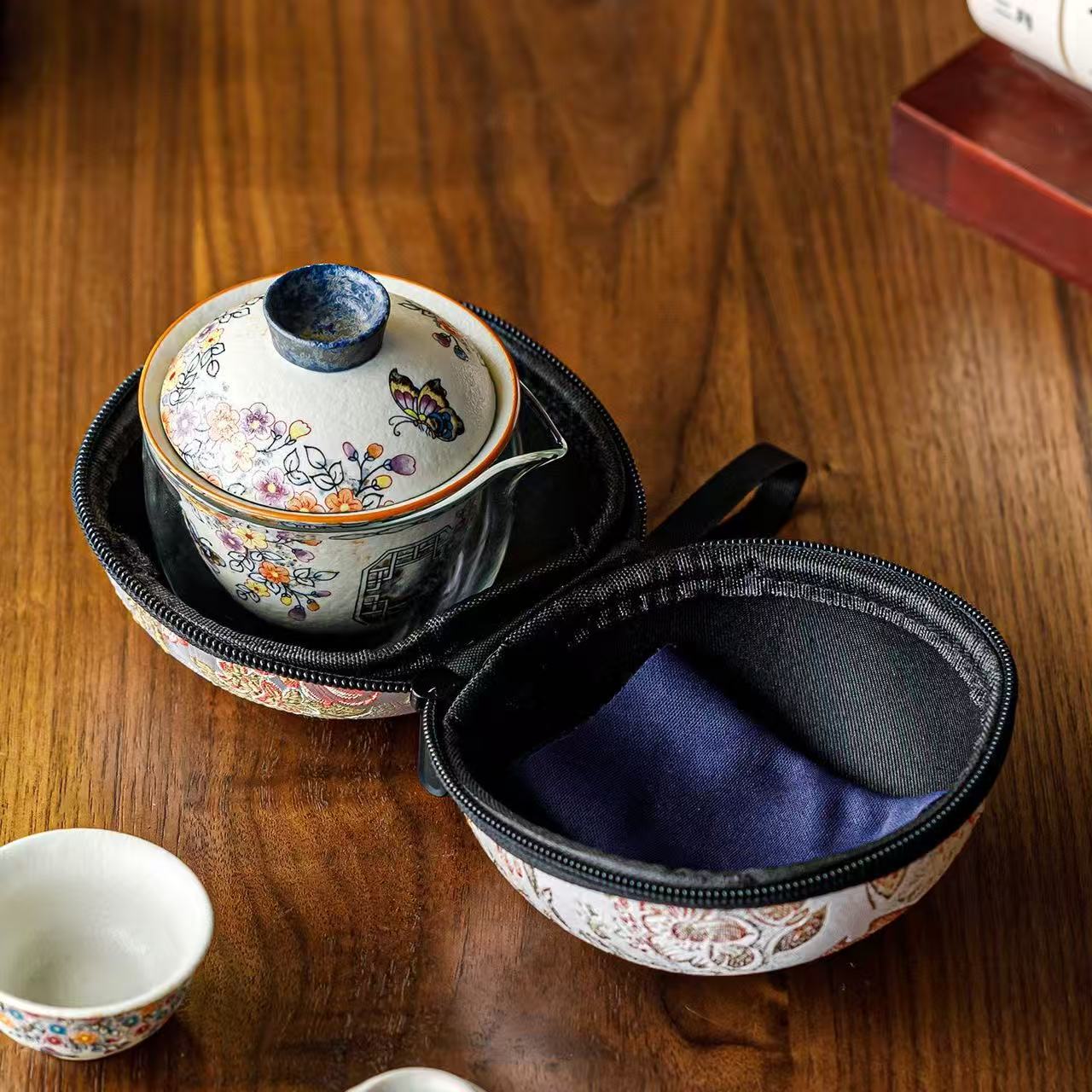 Qinghua Huoshi Hong Caramel Glaze Portable Travel Gaiwan Tea Set (Gaiwan 100ml + Pitcher 180ml + 2 Cups 20ml)
